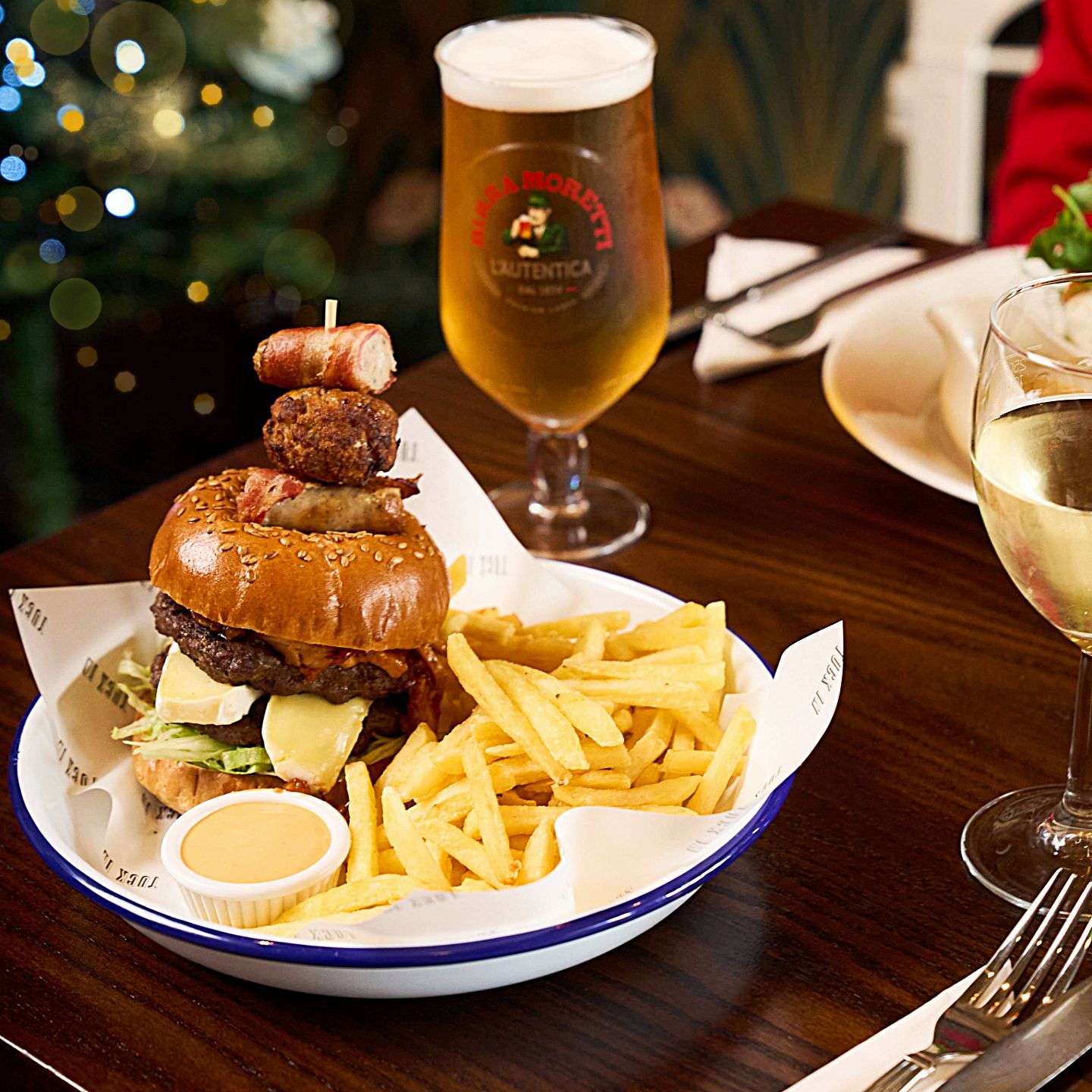 Festive Lunch & Dinner at The Apple Cart in Peterborough